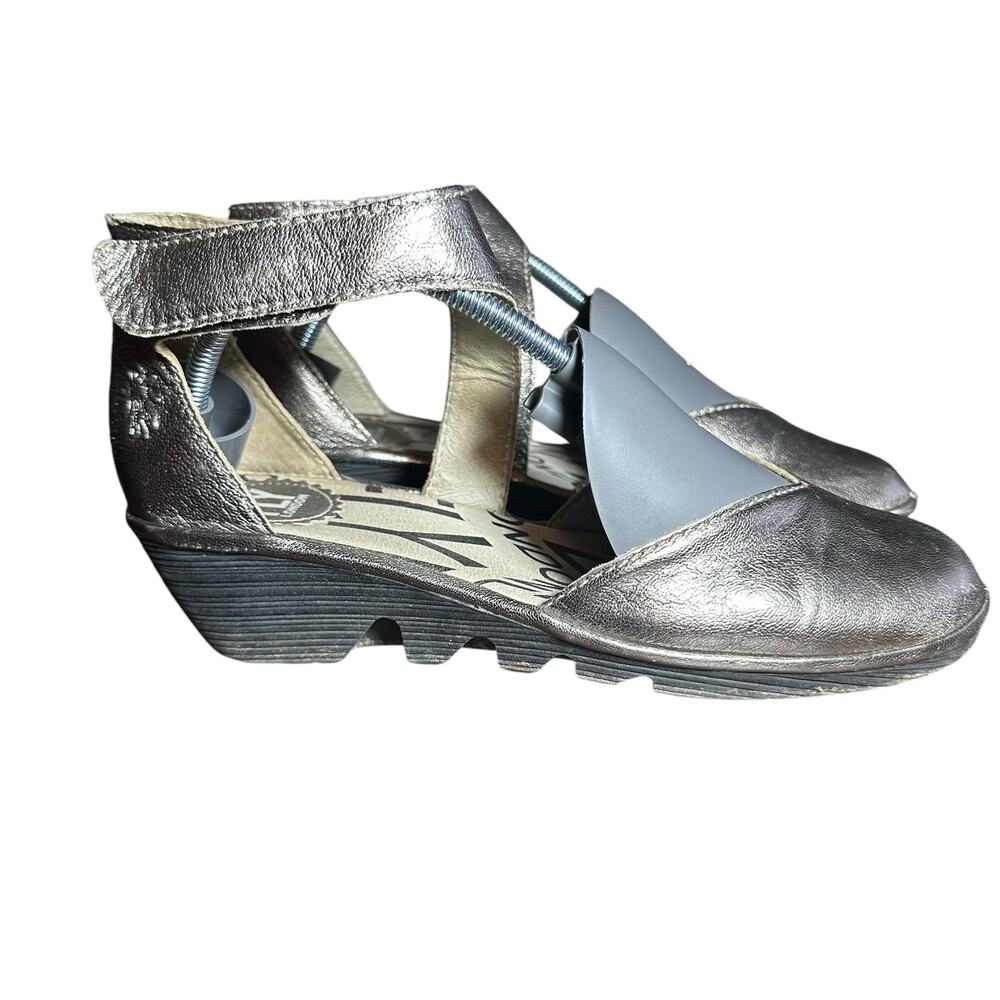 Fly London Piat Sandal sz 37 US 6.5 platform Wedge heel silver metallic leather